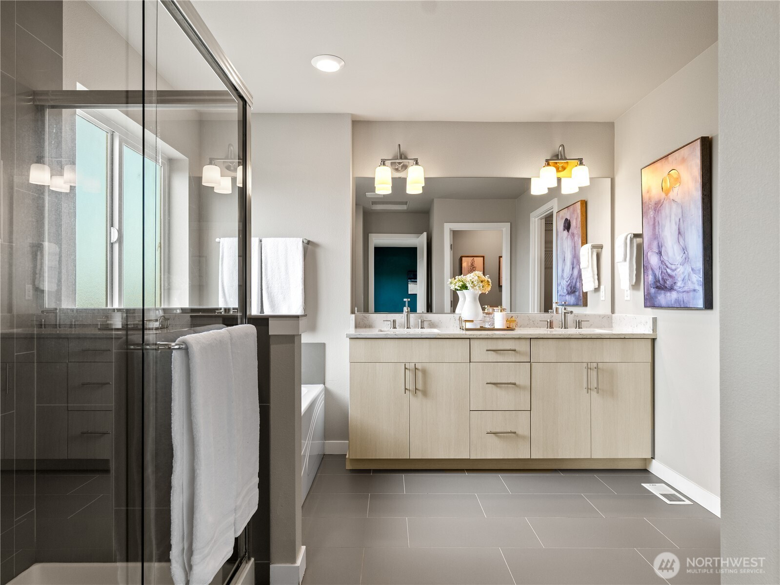 8269 S 118th Court, Seattle, WA 98178