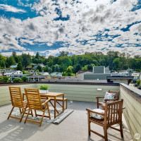 8269 S 118th Court, Seattle, WA 98178