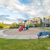 8269 S 118th Court, Seattle, WA 98178