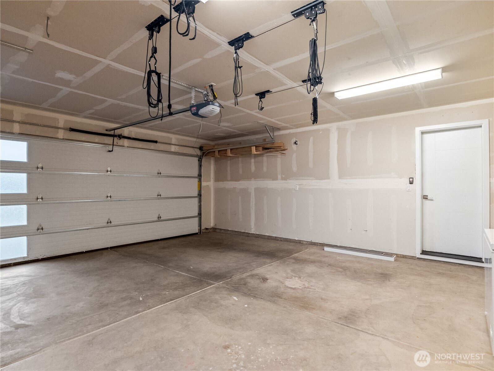 8269 S 118th Court, Seattle, WA 98178