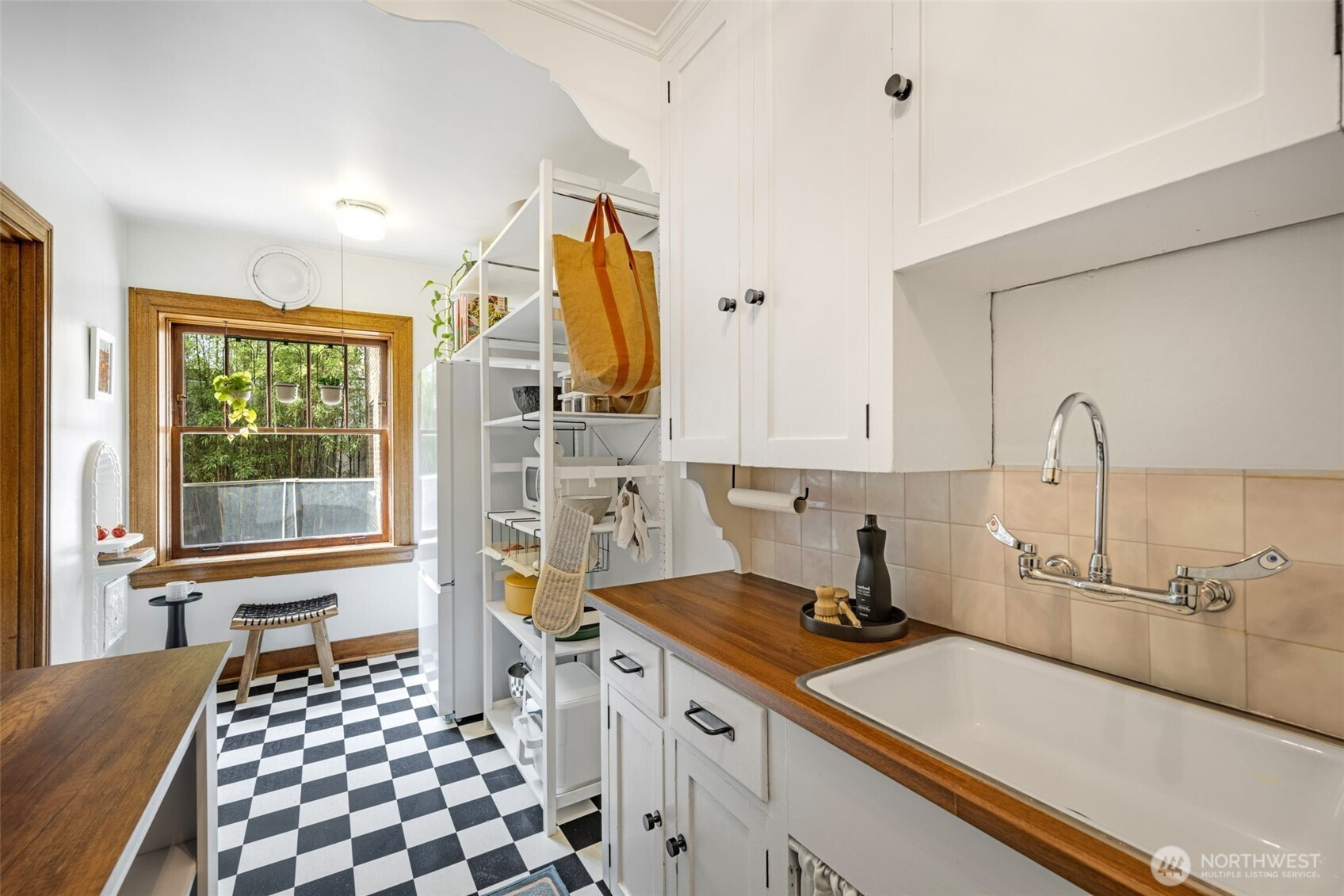 1631 16th Avenue, Seattle, WA 98122