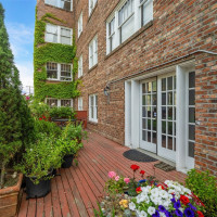 1631 16th Avenue, Seattle, WA 98122