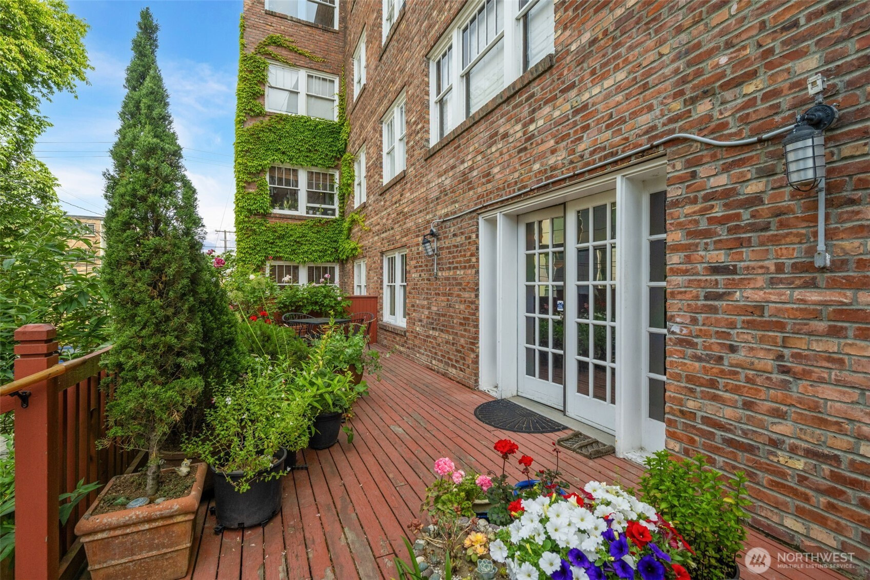 1631 16th Avenue, Seattle, WA 98122