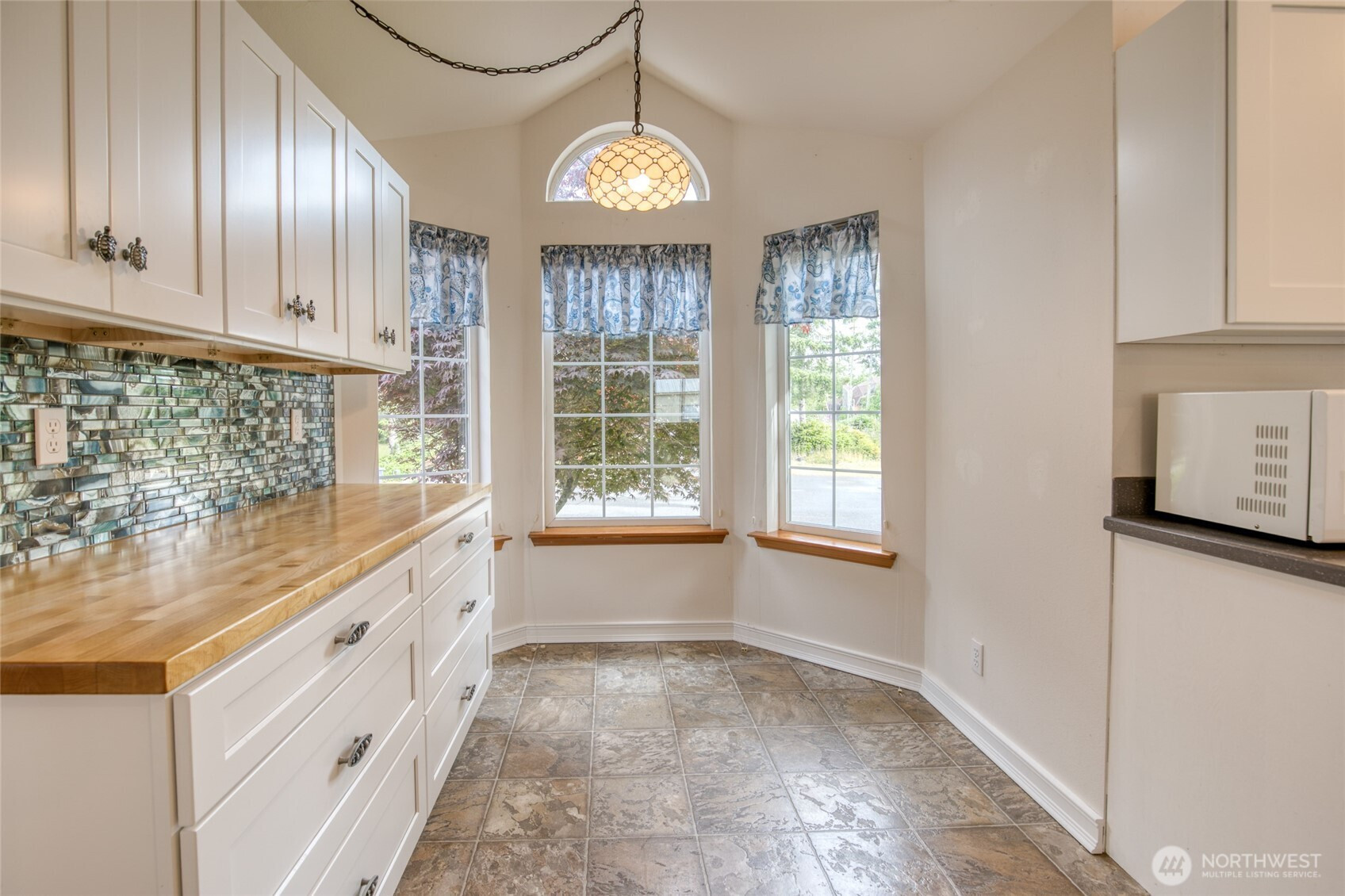 723 Trinity Court SE, Ocean Shores, WA 98569