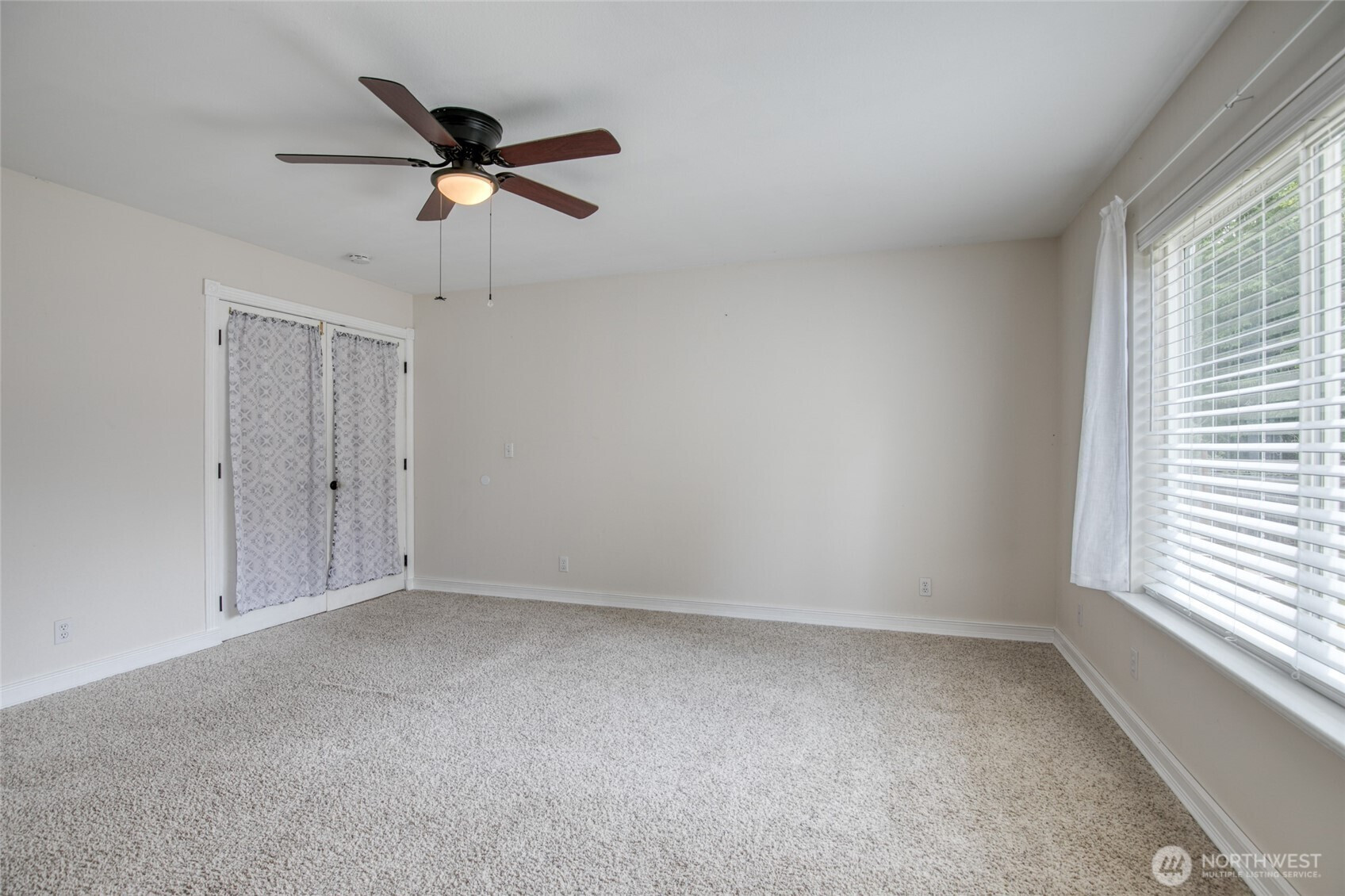 723 Trinity Court SE, Ocean Shores, WA 98569