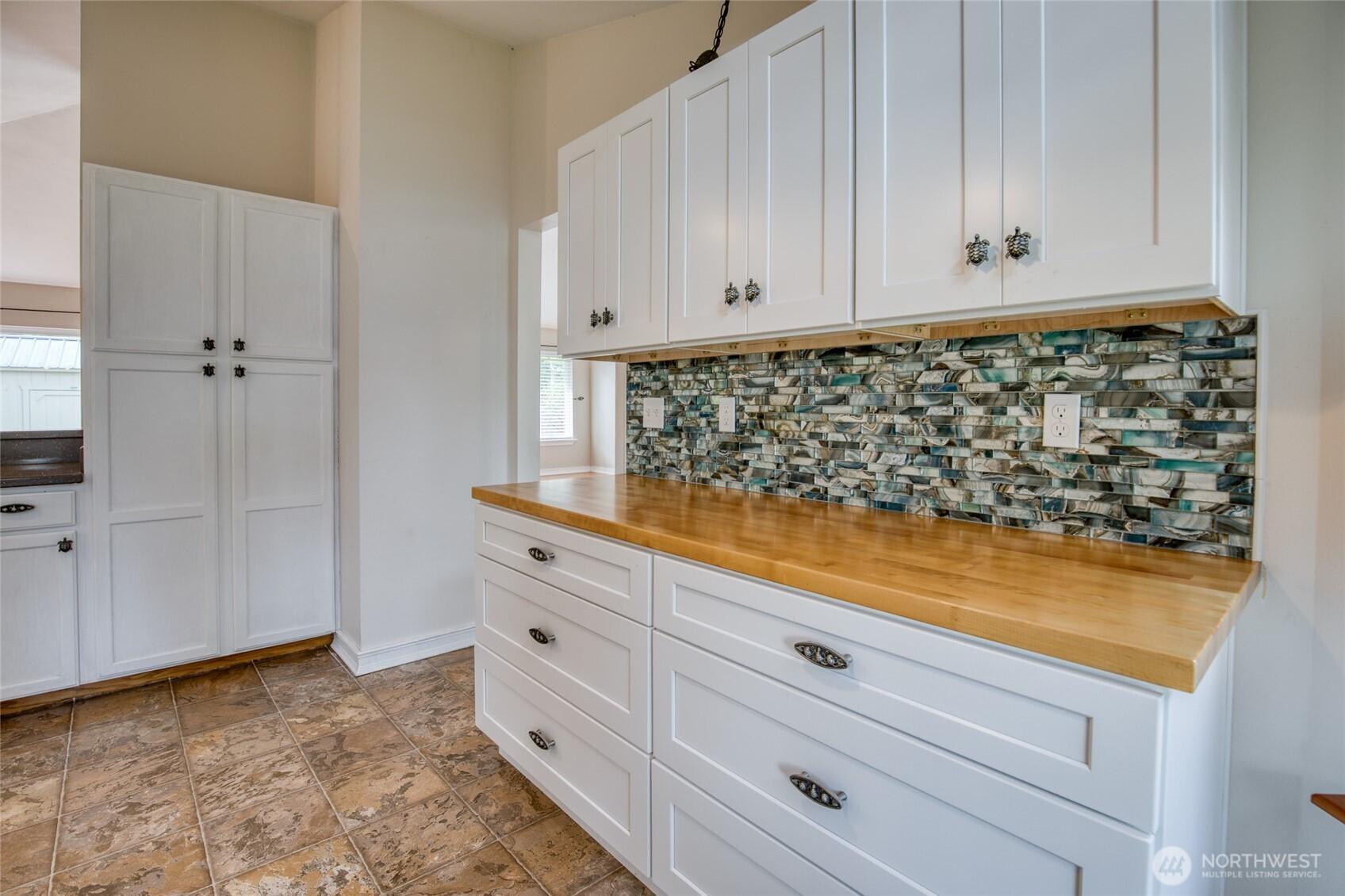 723 Trinity Court SE, Ocean Shores, WA 98569