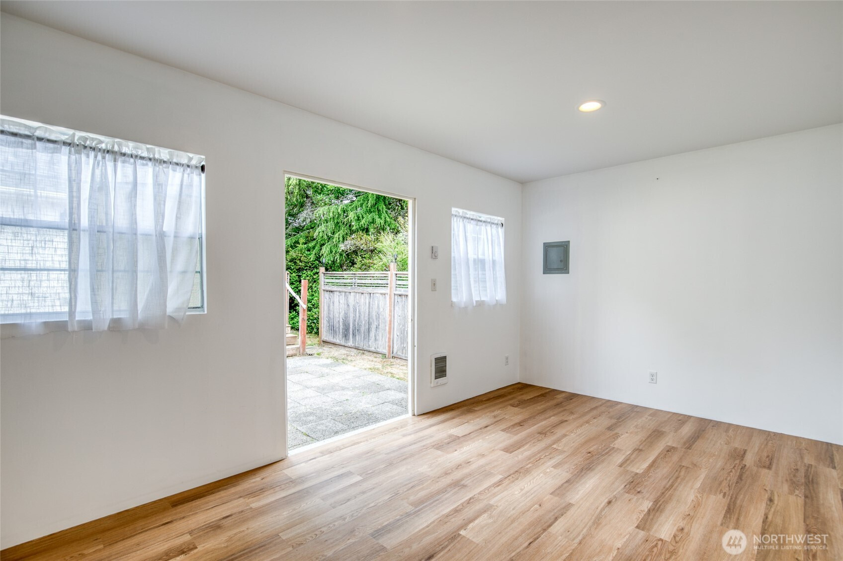 723 Trinity Court SE, Ocean Shores, WA 98569