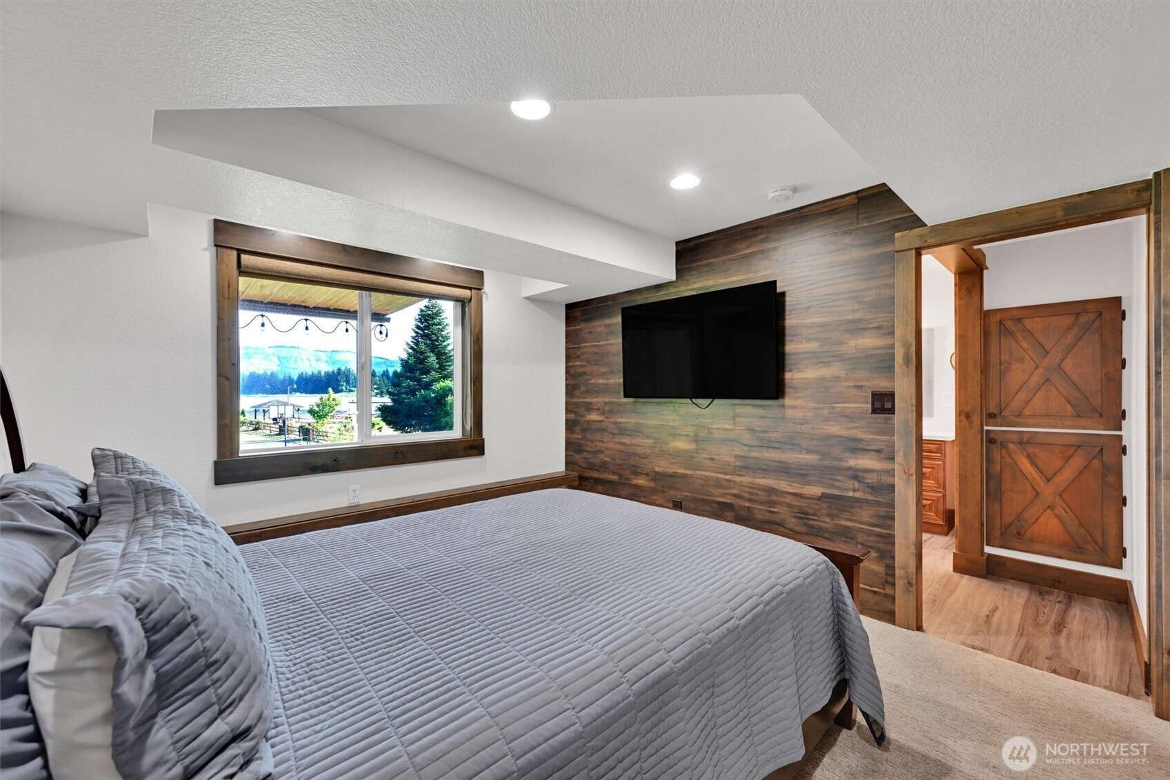 17325 Topaz Loop SE, Yelm, WA 98597