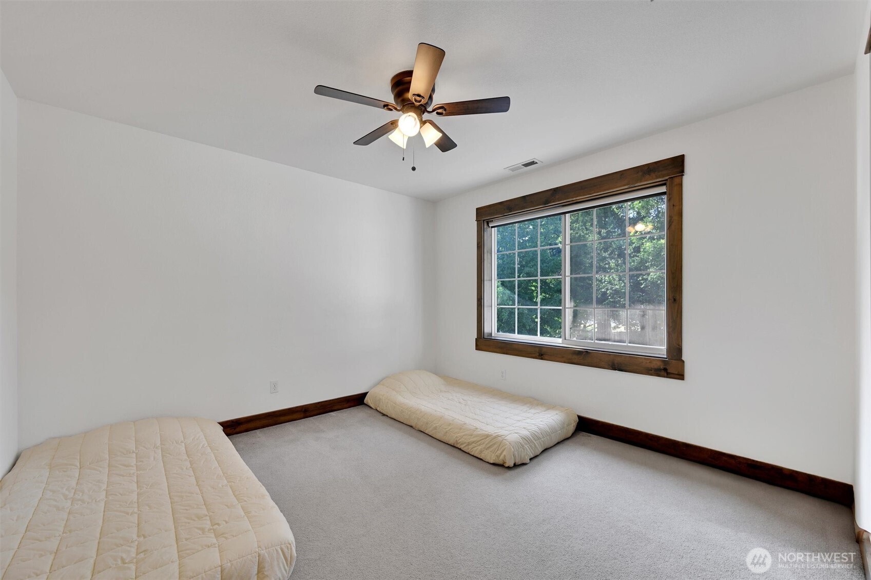 17325 Topaz Loop SE, Yelm, WA 98597