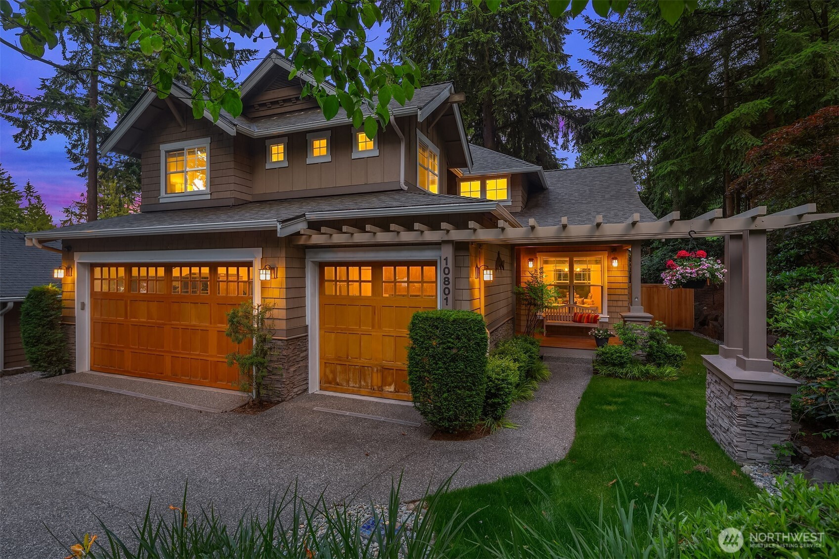 10801 SE 28 Street, Bellevue, WA 98004