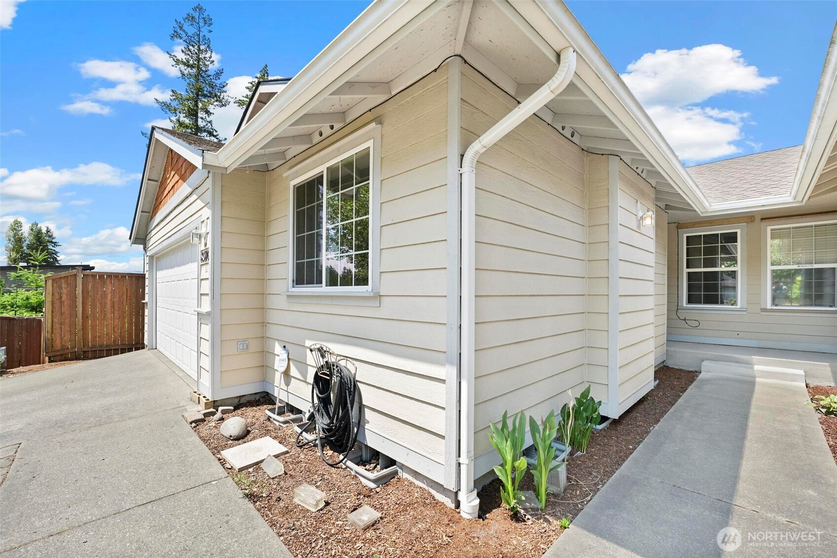 8506 8th Court SE, Olympia, WA 98513