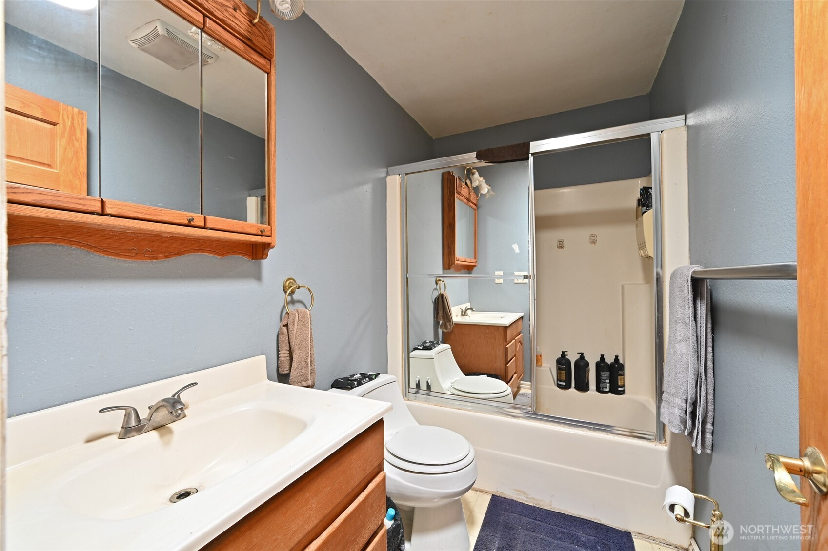 2907 SW 333rd Street, Federal Way, WA 98023