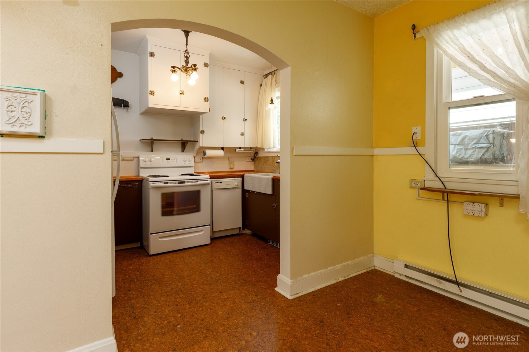 318 Columbia Avenue, Coulee Dam, WA 99116