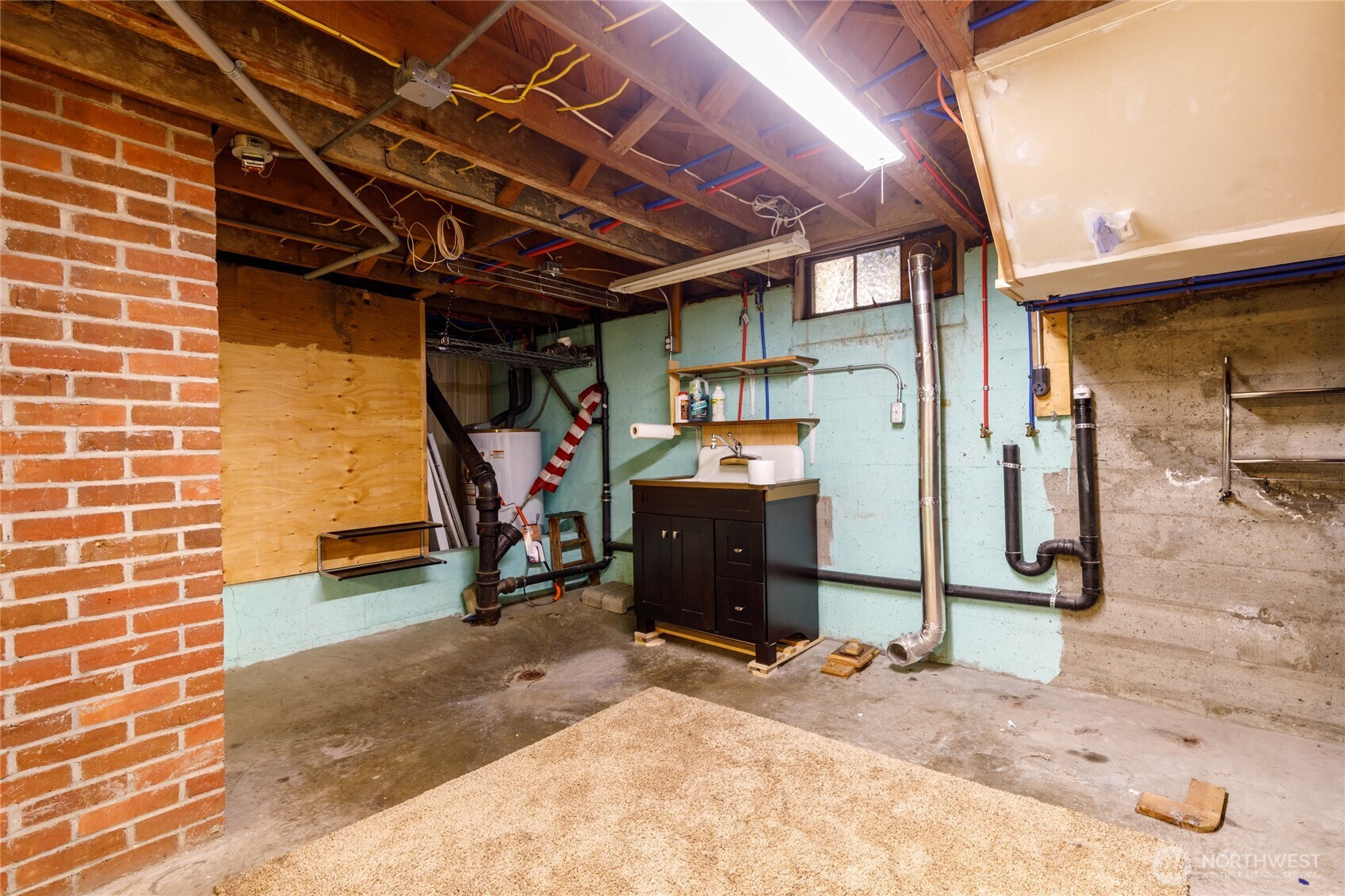 318 Columbia Avenue, Coulee Dam, WA 99116