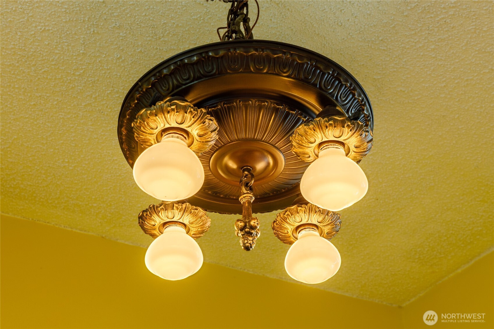 318 Columbia Avenue, Coulee Dam, WA 99116