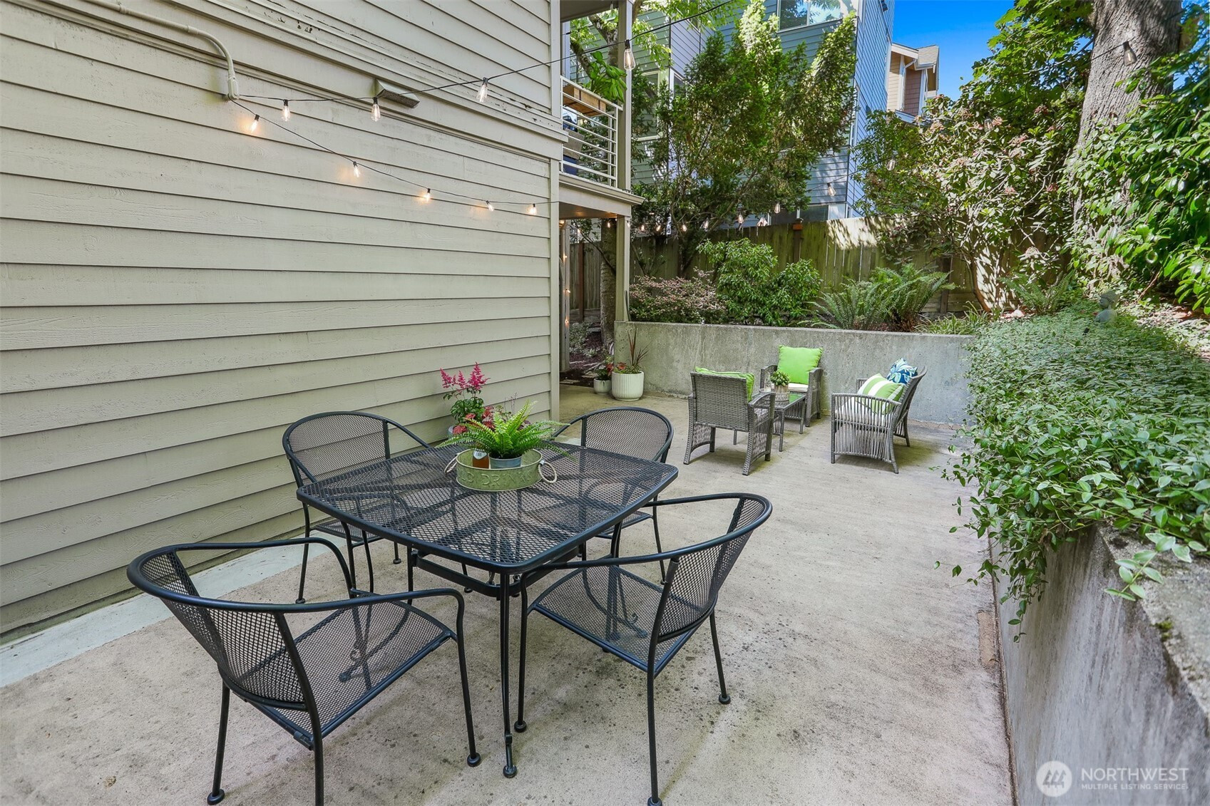 1100 E Harrison Street, Seattle, WA 98102