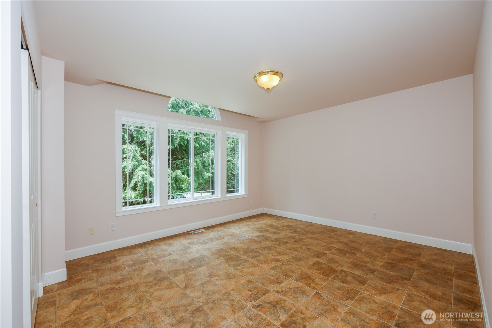 4708 Tree Ridge Lane NE, Poulsbo, WA 98370