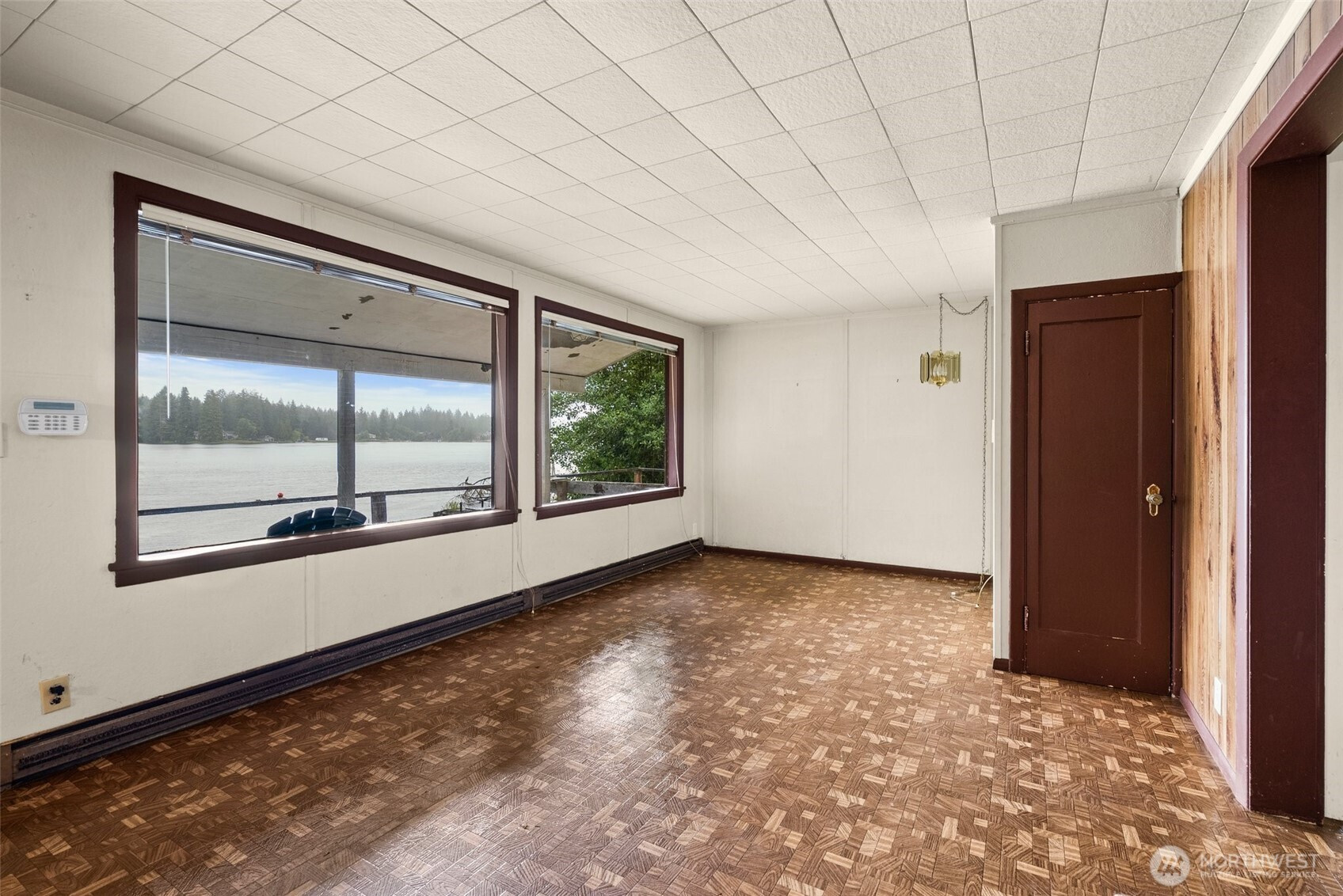 2120 E Spencer Lake Road, Shelton, WA 98584