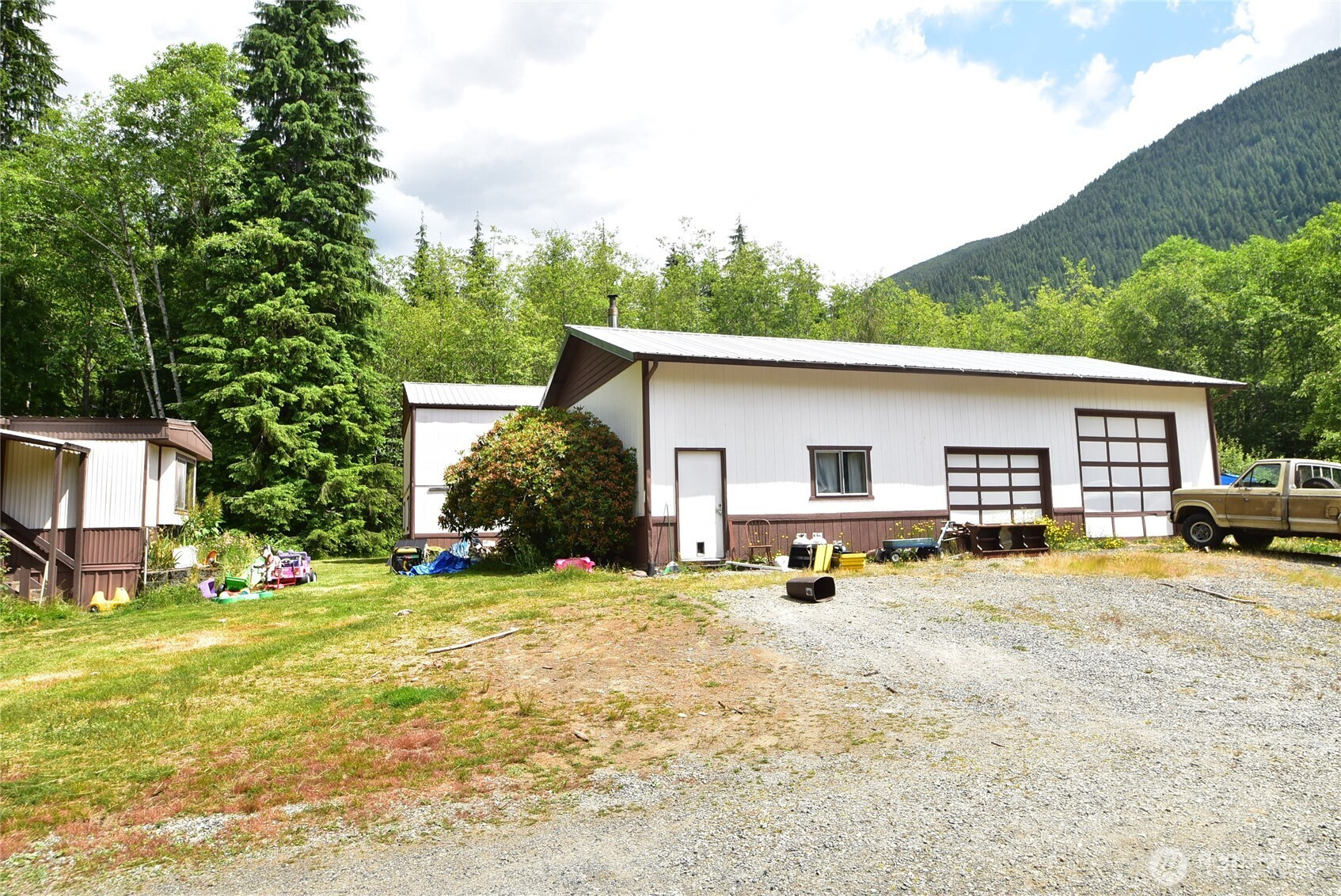 21102 Lake Riley Road, Arlington, WA 98223