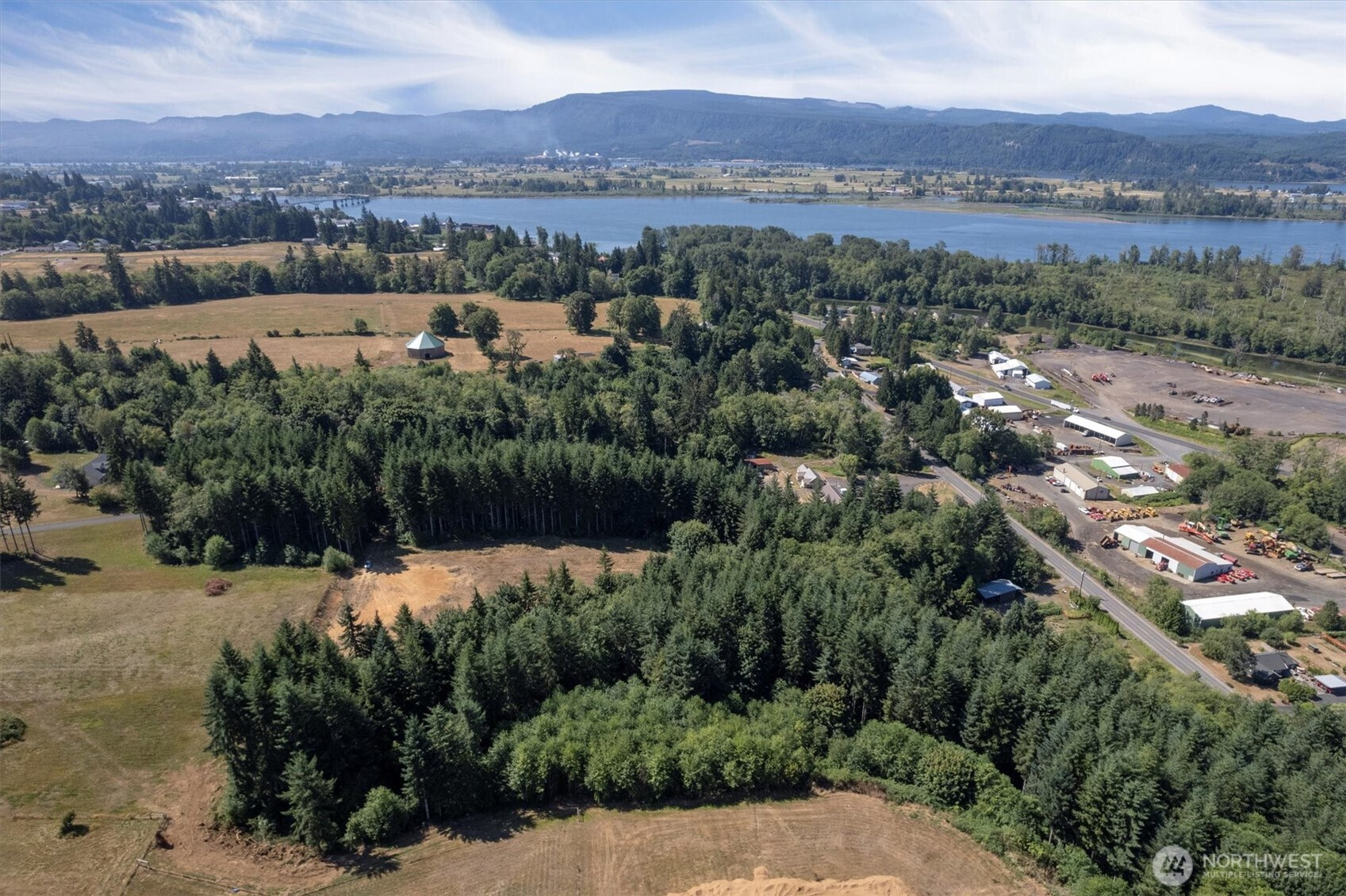 15 Forest Heights, Cathlamet, WA 98612