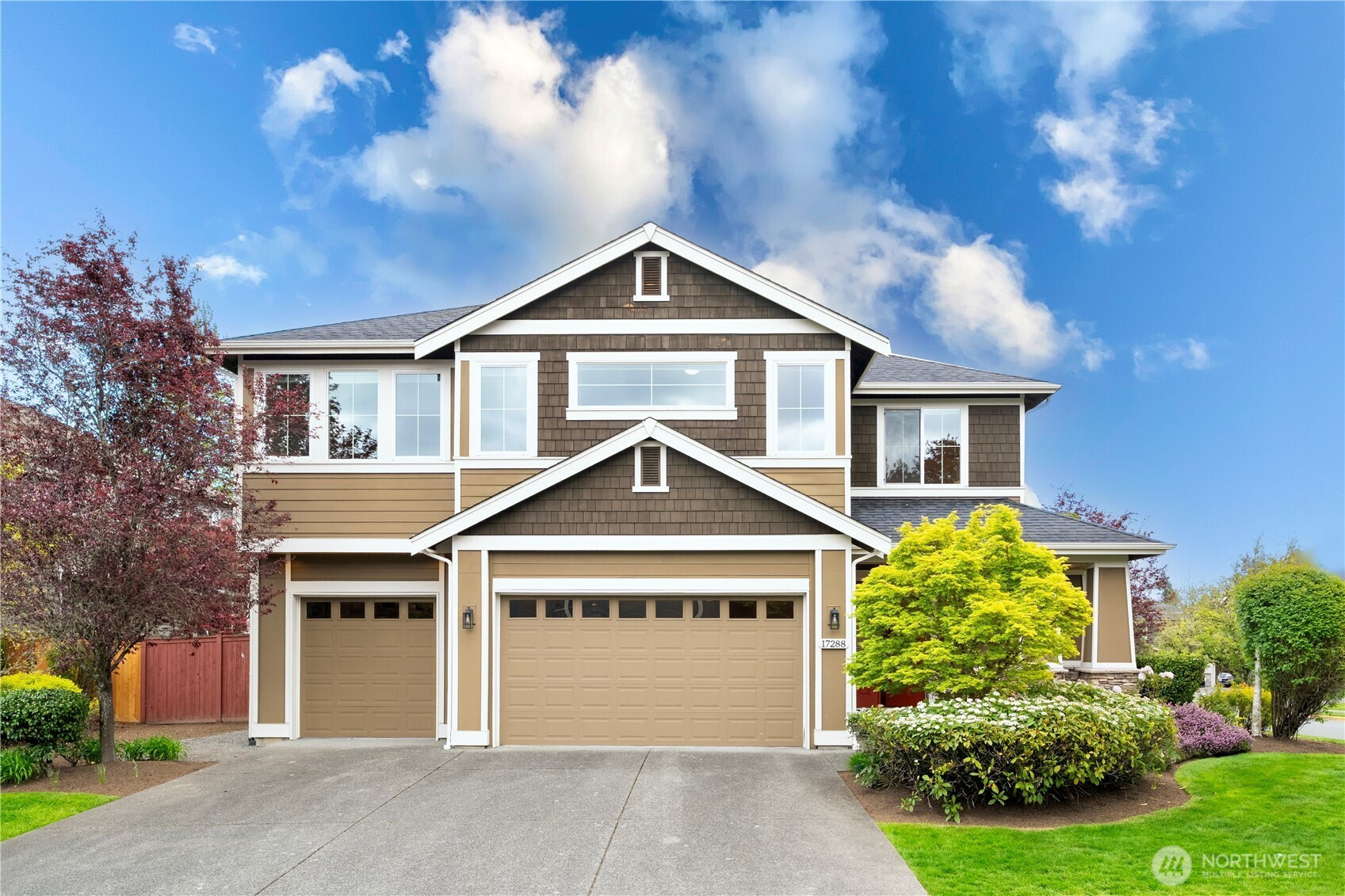 17288 NE 120th Way, Redmond, WA 98052