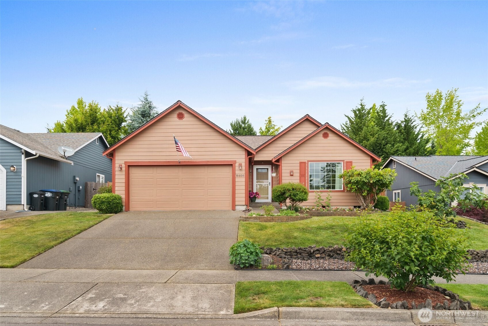 8608 Sebastian Drive NE, Lacey, WA 98516