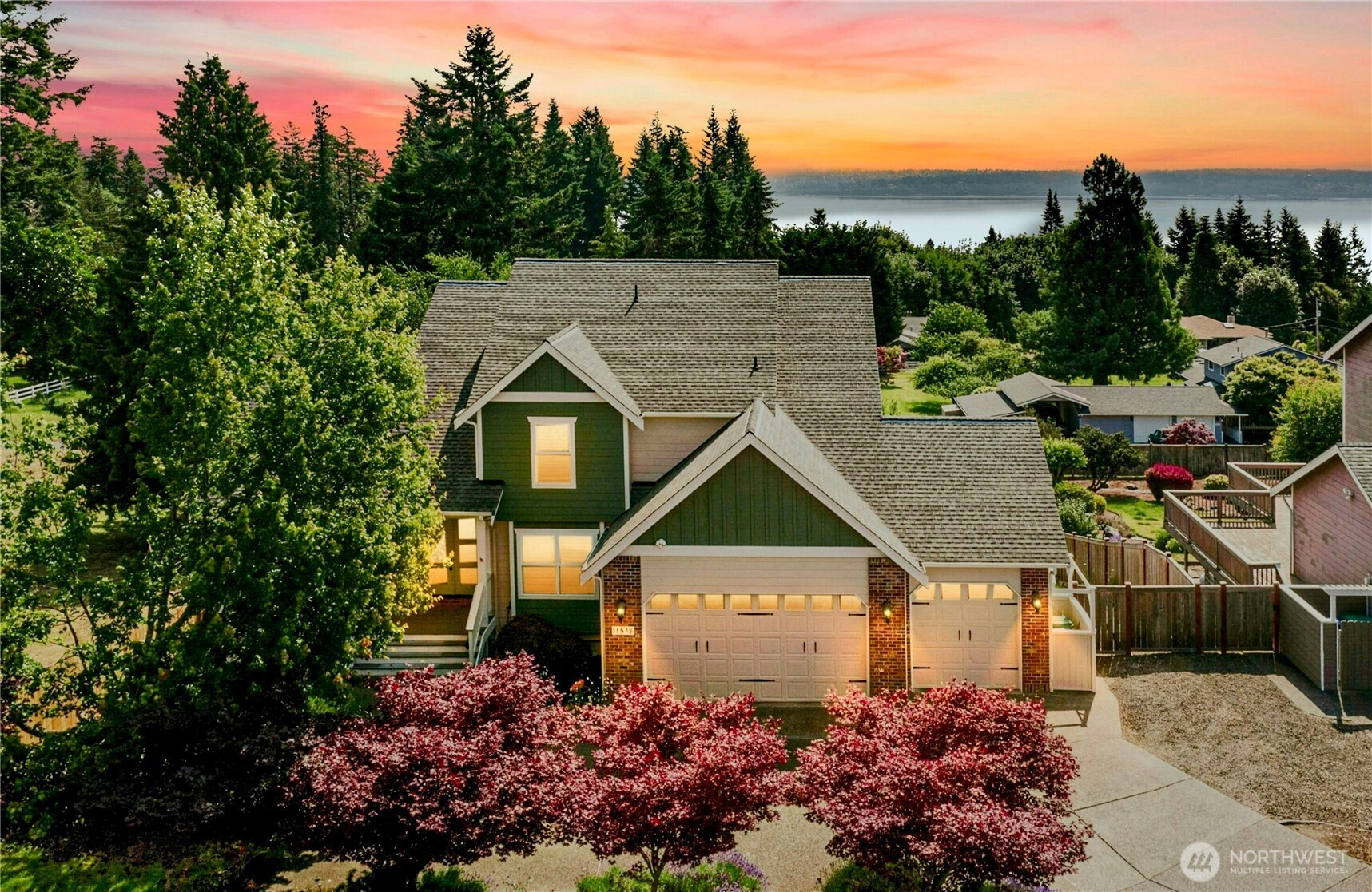 11518 NE Skyward Loop, Kingston, WA 98346