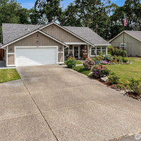 609 Cherry Street E, Tacoma, WA 98445