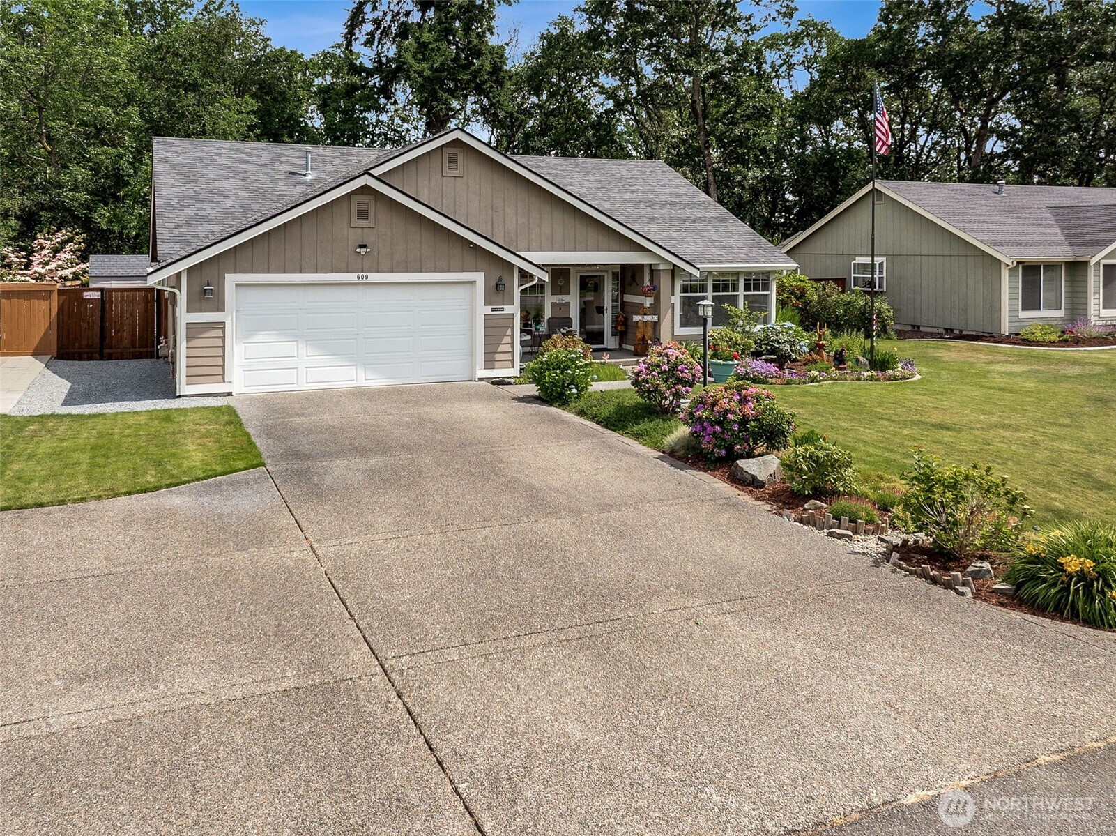 609 Cherry Street E, Tacoma, WA 98445