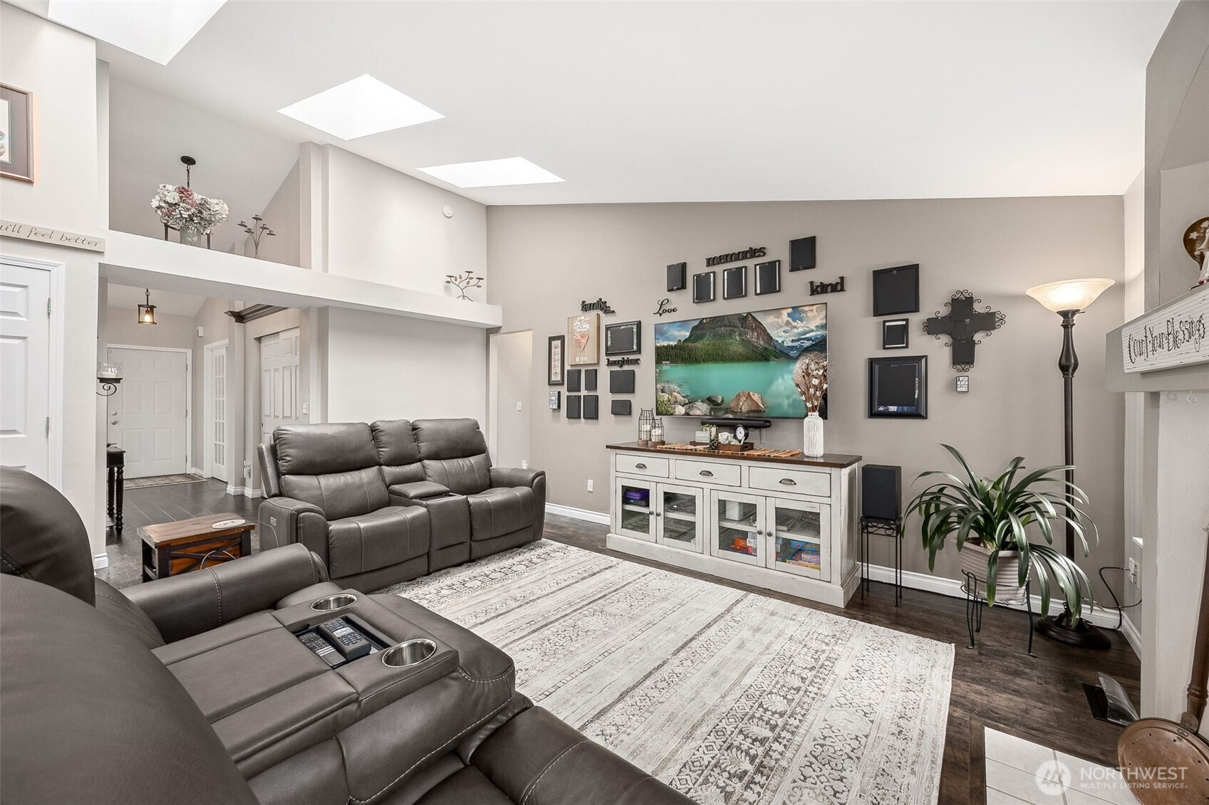 609 Cherry Street E, Tacoma, WA 98445