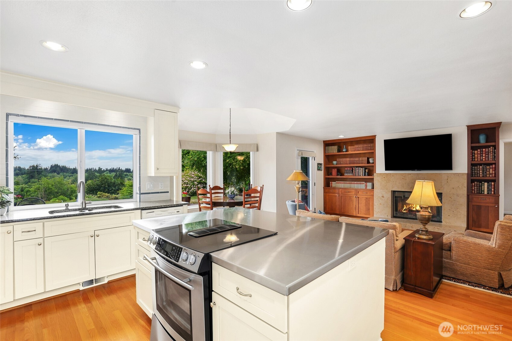 1153 Palomino Drive SE, Tumwater, WA 98501