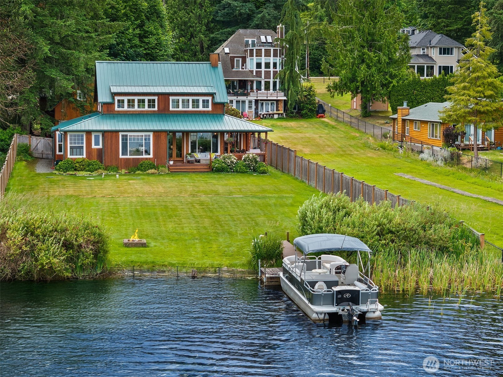 10904 W Lake Joy Drive NE, Carnation, WA 98014