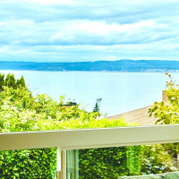 9502 23rd Avenue NW, Seattle, WA 98117