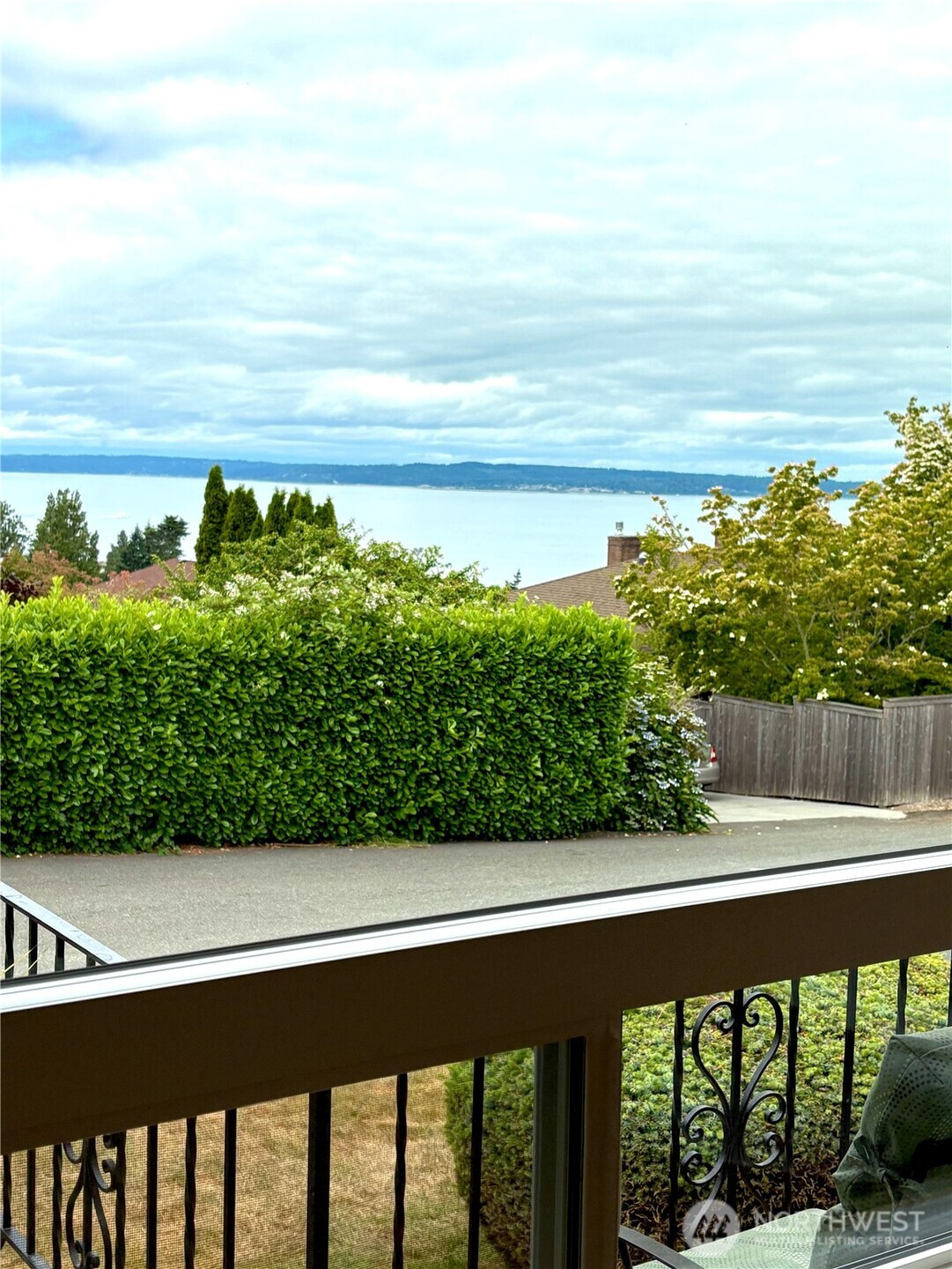 9502 23rd Avenue NW, Seattle, WA 98117