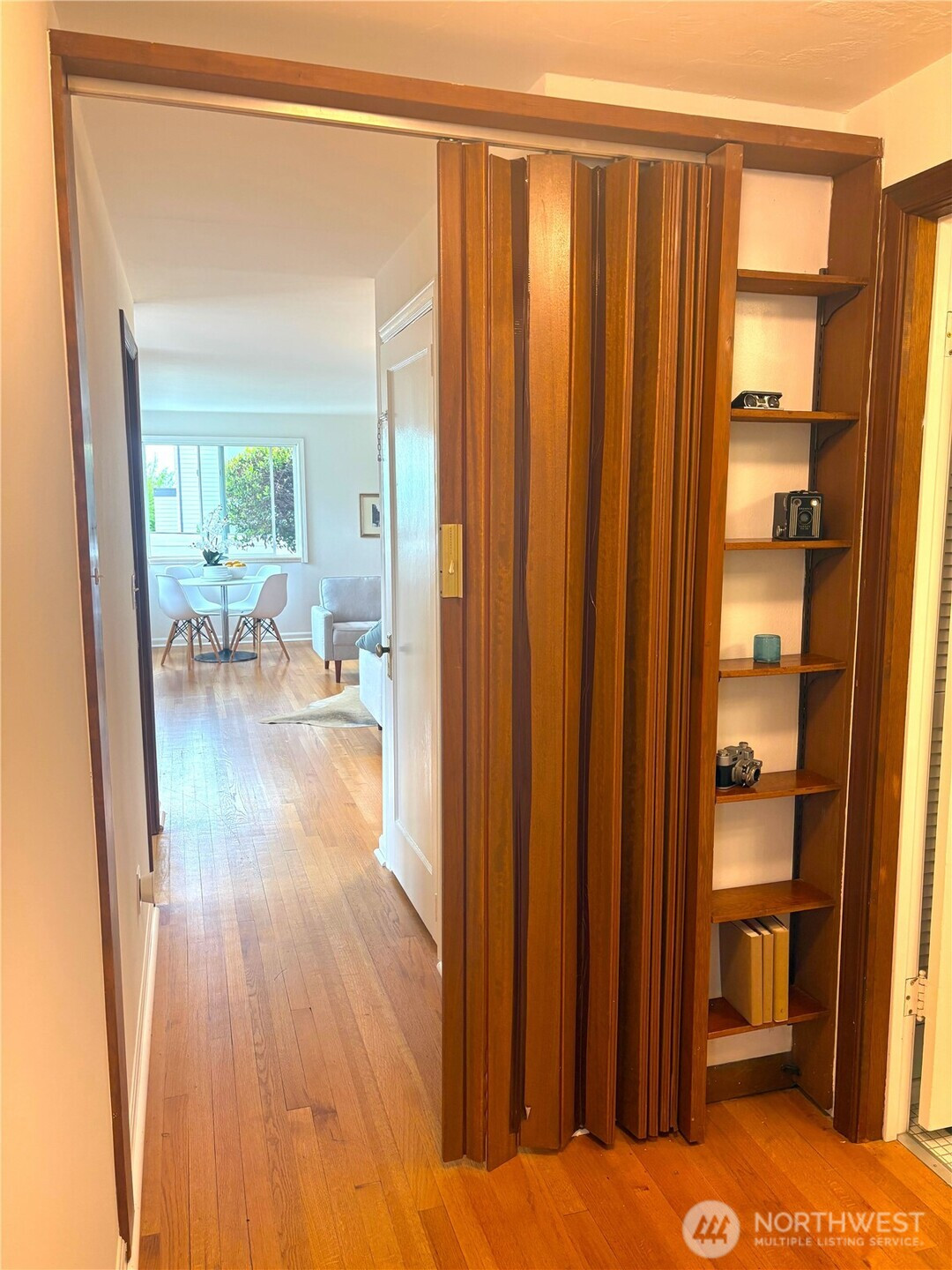 9502 23rd Avenue NW, Seattle, WA 98117