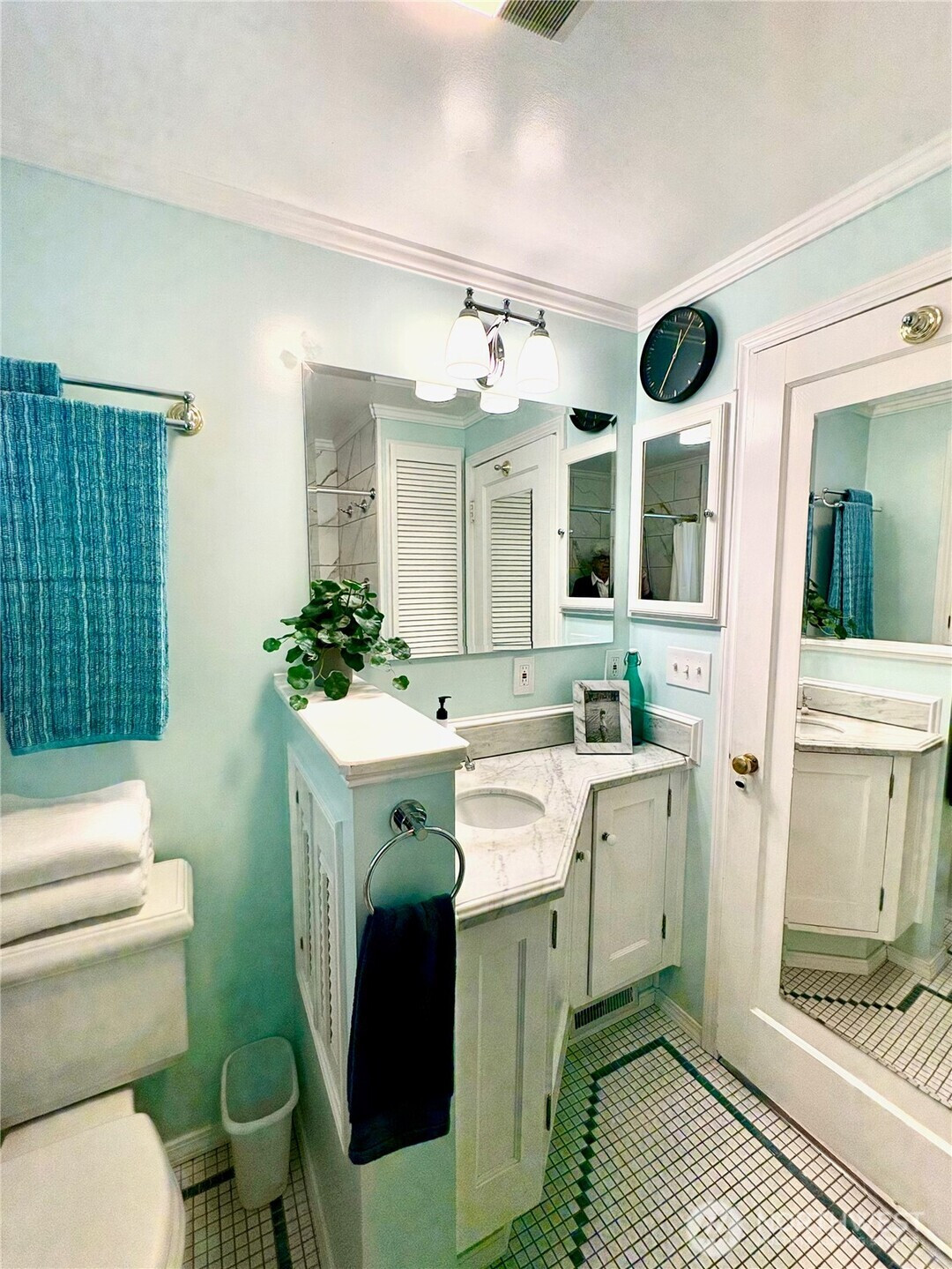 9502 23rd Avenue NW, Seattle, WA 98117