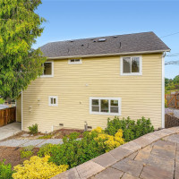 2716 S 125th Place, Burien, WA 98168