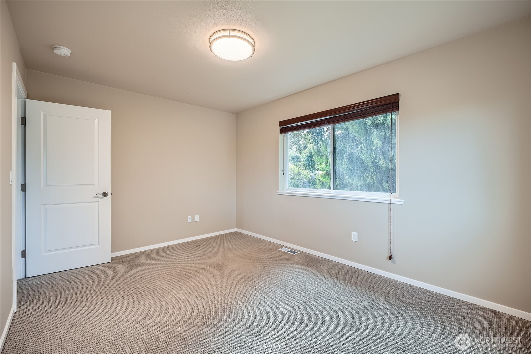 2716 S 125th Place, Burien, WA 98168