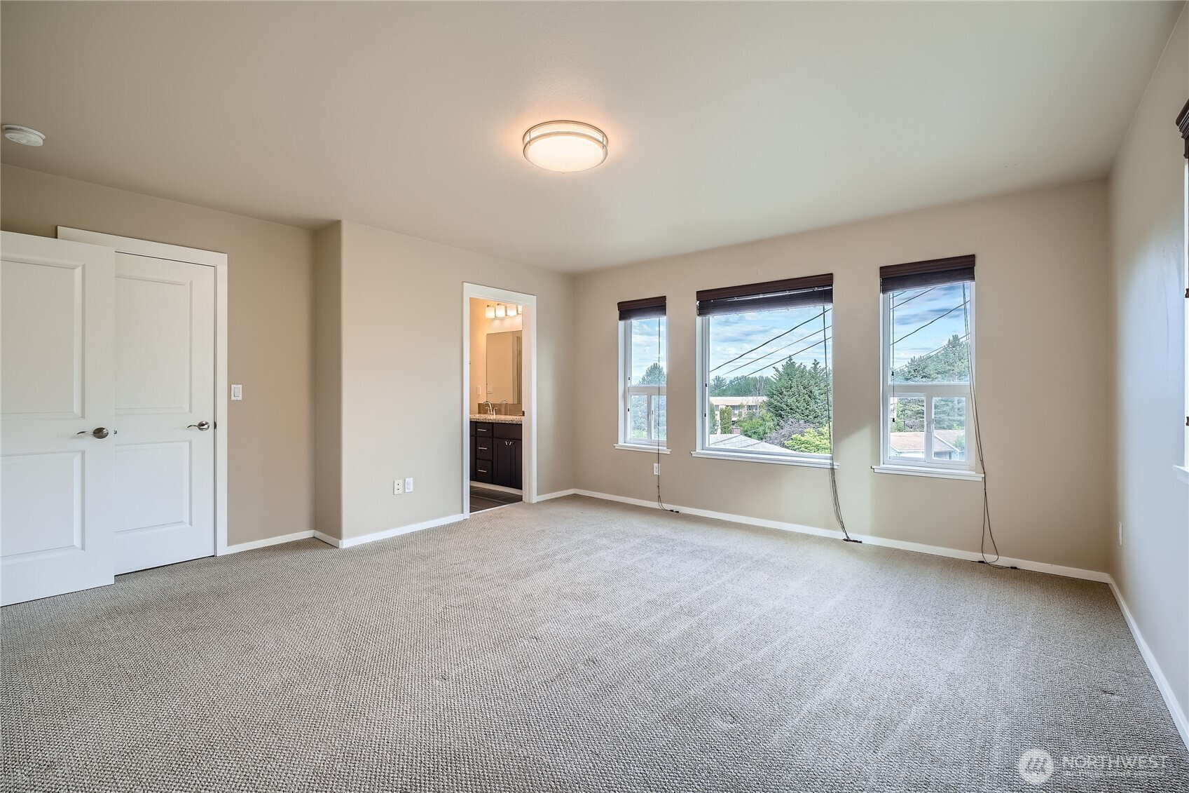 2716 S 125th Place, Burien, WA 98168