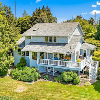 828 State Highway 532, Camano Island, WA 98282