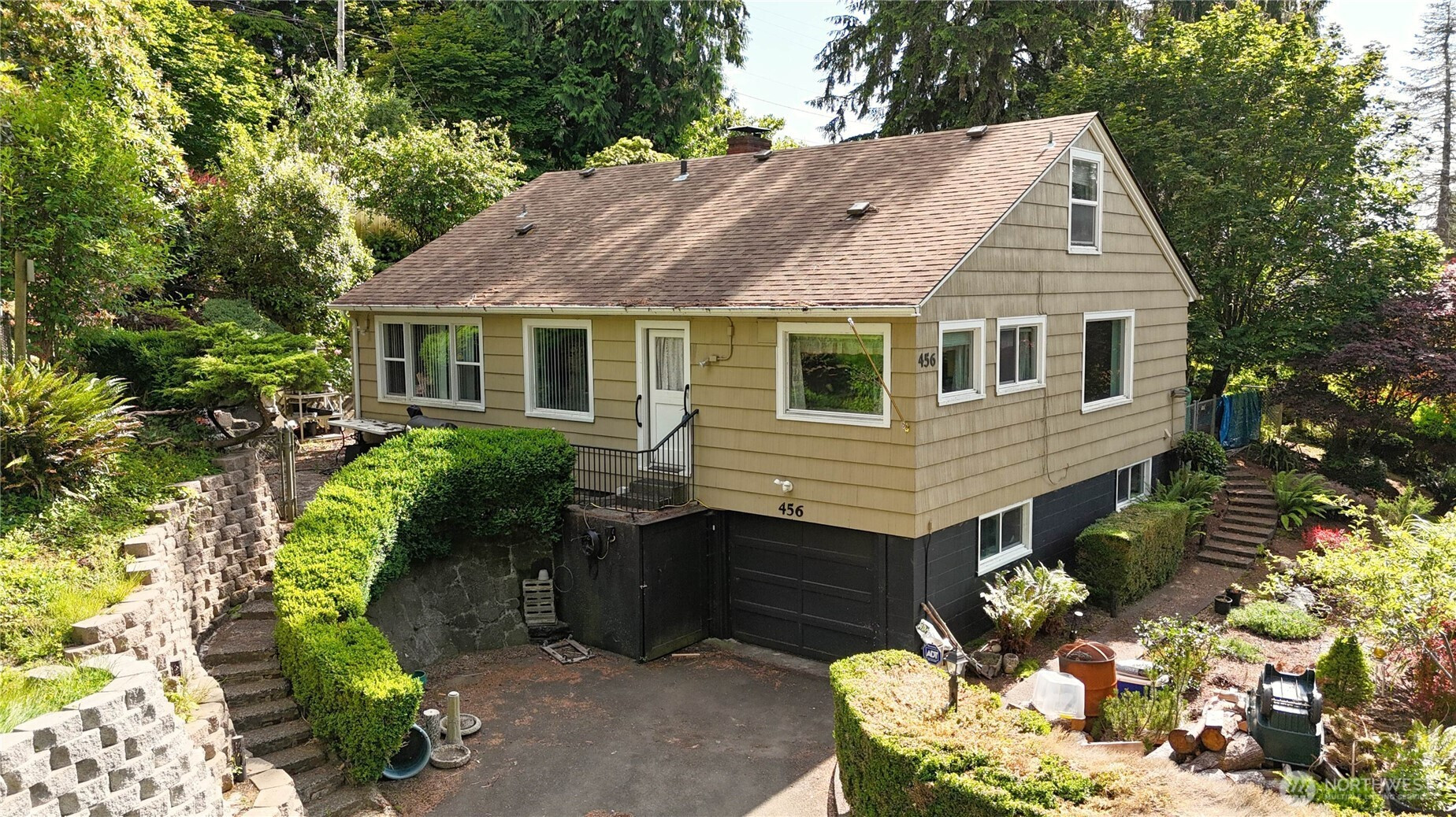 456 Upper Grand Avenue, Hoquiam, WA 98550
