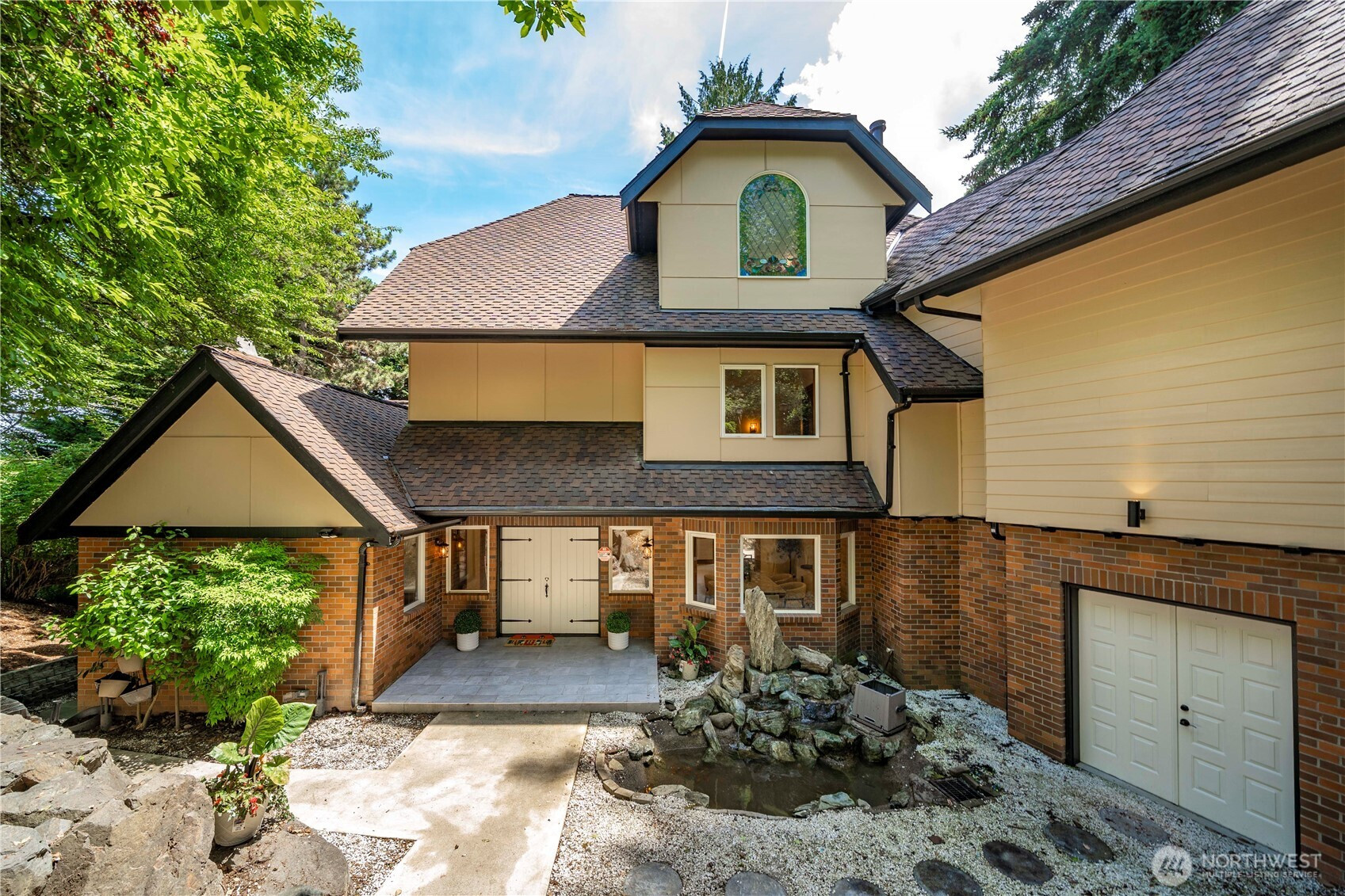 13710 41st Avenue NE, Seattle, WA 98125