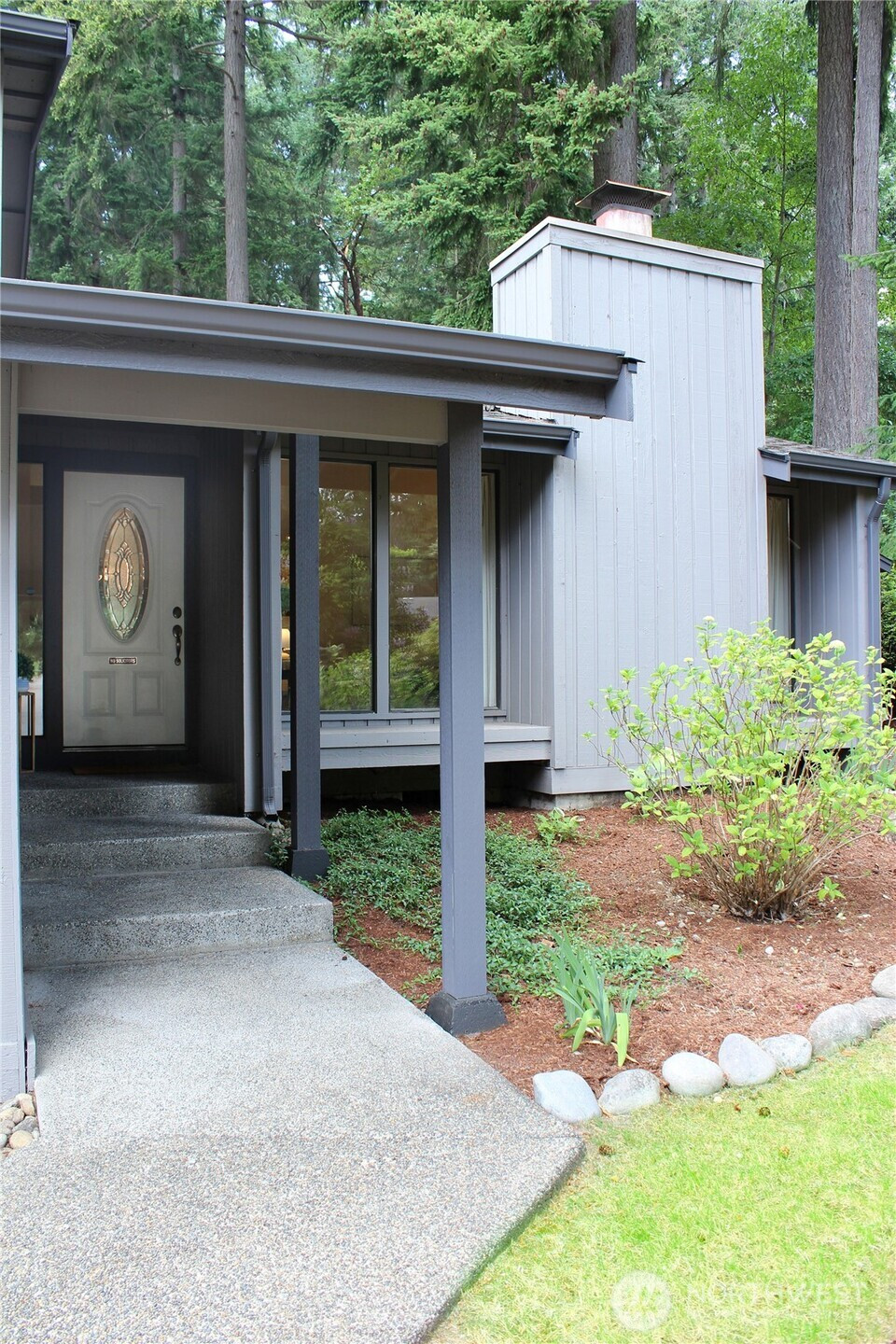 1305 37th Street Ct NW, Gig Harbor, WA 98335