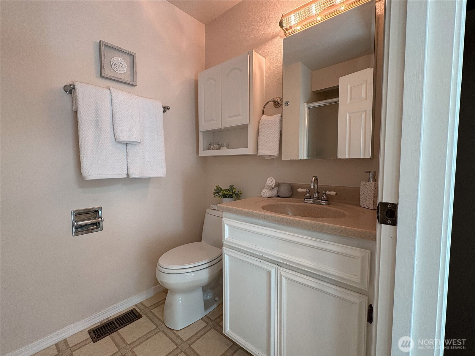 1305 37th Street Ct NW, Gig Harbor, WA 98335