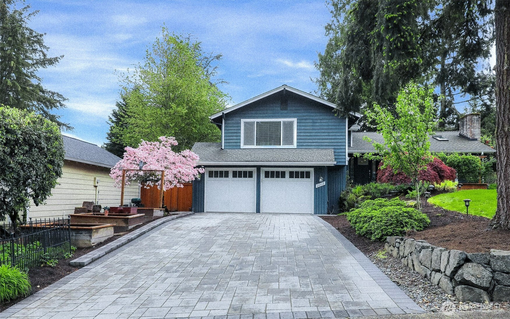 2212 186th Avenue NE, Redmond, WA 98052
