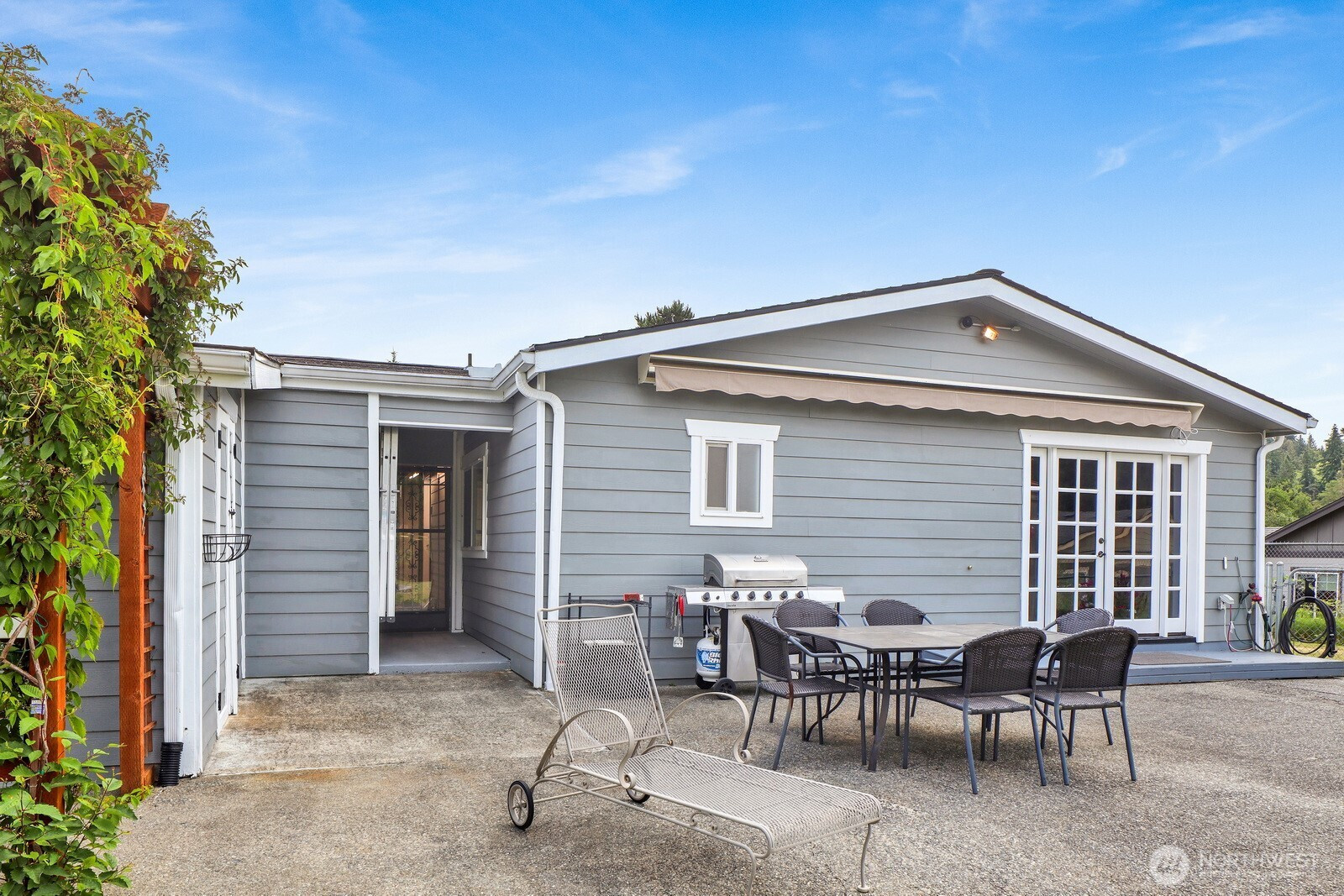 2610 E Section Street, Mount Vernon, WA 98274