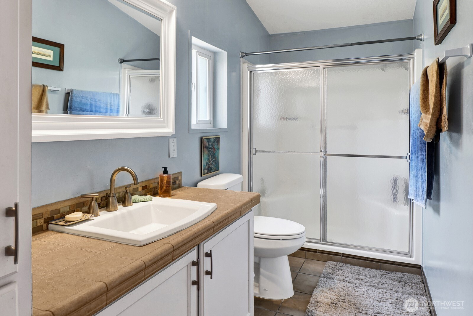 2610 E Section Street, Mount Vernon, WA 98274