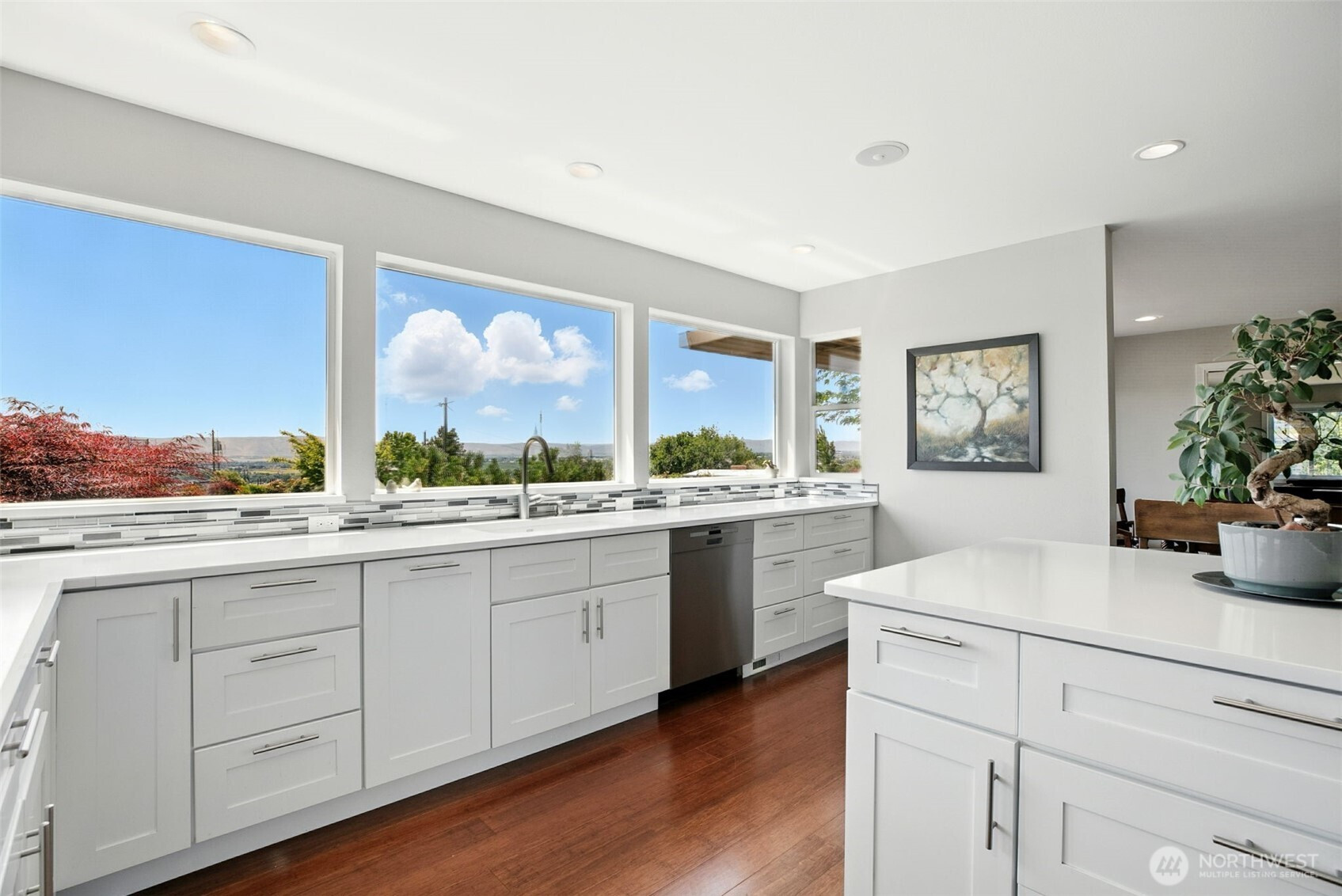 7015 W Lincoln Avenue, Yakima, WA 98908