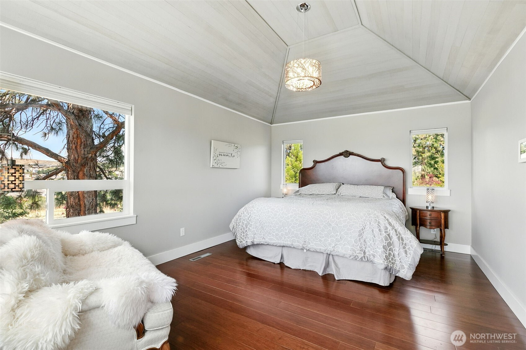 7015 W Lincoln Avenue, Yakima, WA 98908