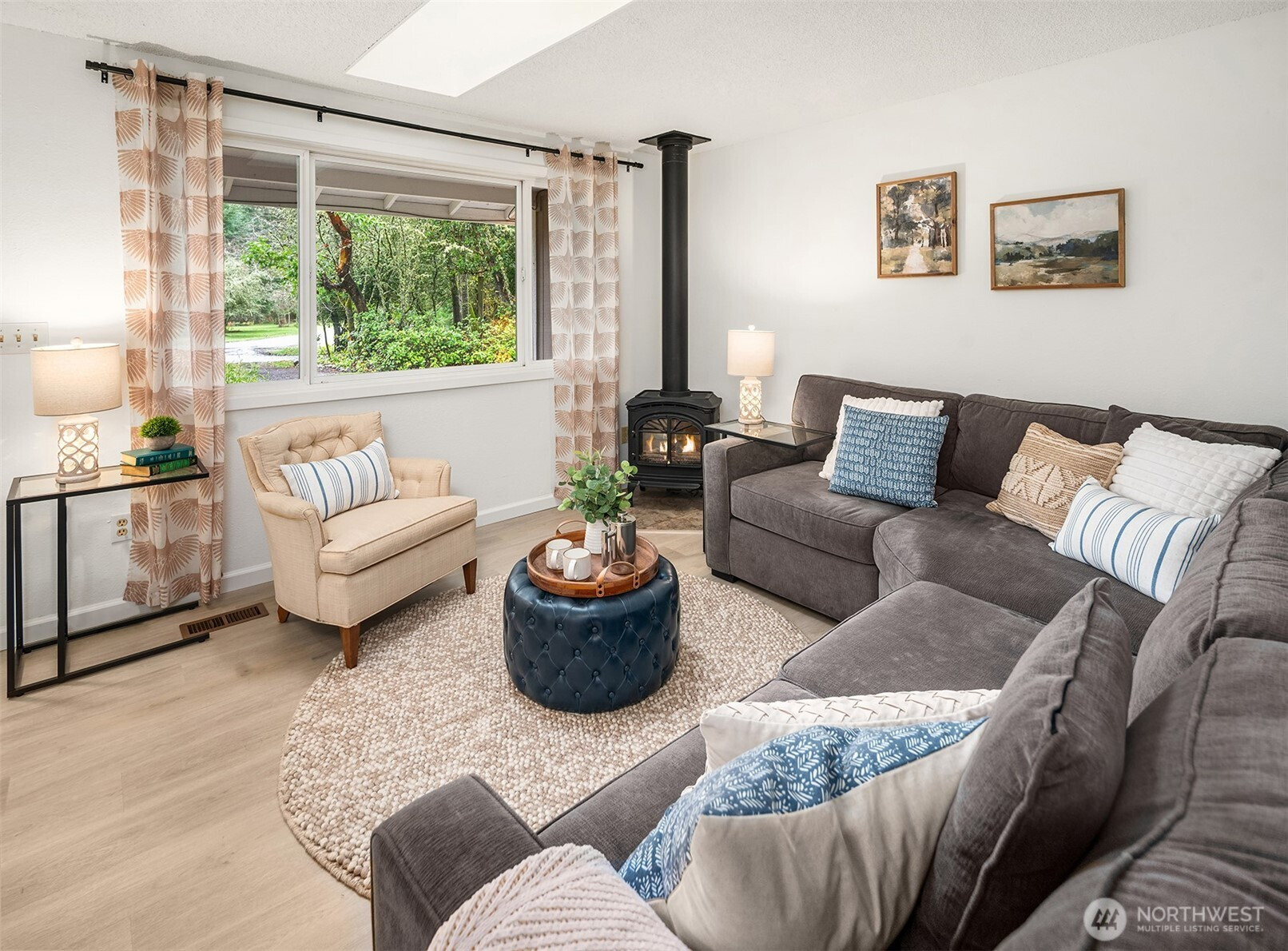 18304 McLean Road SW, Vashon, WA 98070